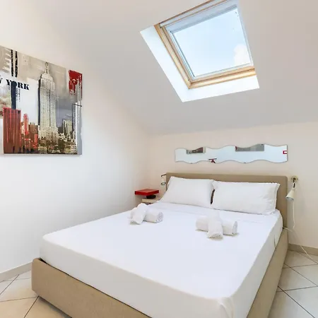 Hostdomus - Miki House Free Garage Apartment Pietra Ligure