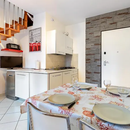 Hostdomus - Miki House Pietra Ligure