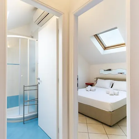 Hostdomus - Miki House